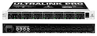 Behringer MX882 V2 8-канальный сплиттер, микшер, согласователь уровня