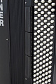 HOHNER The New Bravo III 120 (A16811) white аккордеон